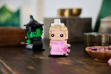 LEGO® Elphaba & Glinda Figures