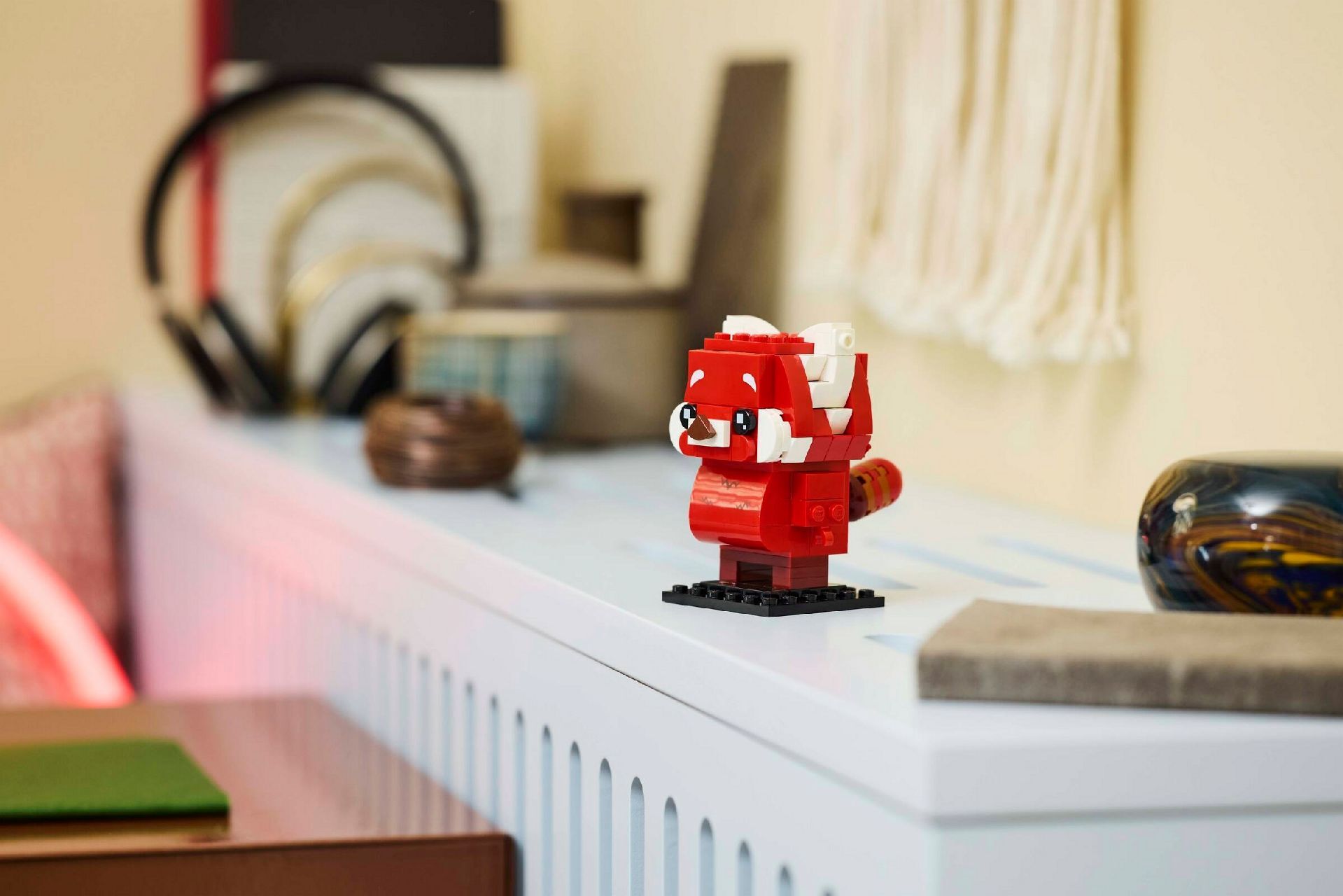 LEGO® Red Panda Mei