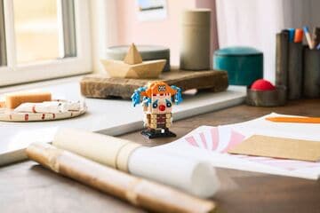 LEGO® Buggy the Clown Figure