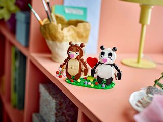 LEGO® Love Bears