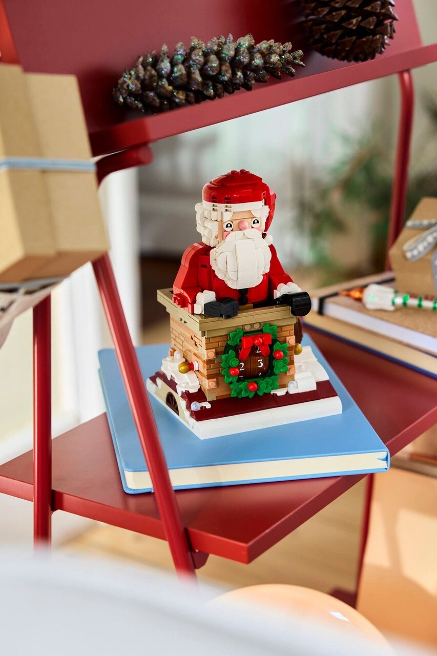 LEGO® Santa's Holiday Countdown