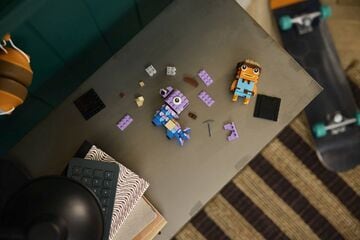 LEGO® Supply Llama & Fishstick Figures