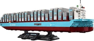 LEGO® Maersk Dual-Fuel Container Vessel