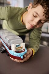 LEGO® Maersk Dual-Fuel Container Vessel