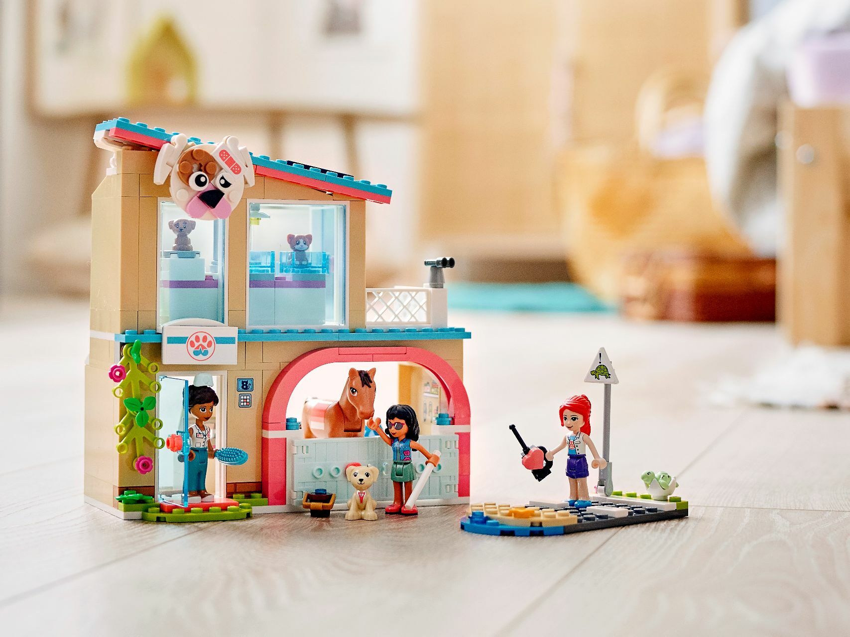 LEGO® Friends Heartlake City Vet Clinic