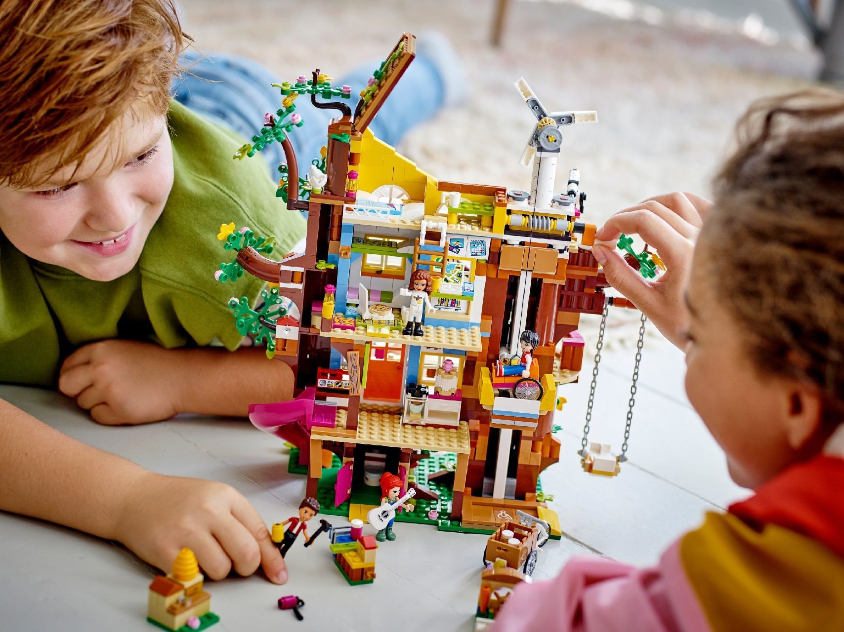 LEGO® Friendship Tree House