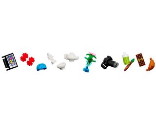 LEGO® Emma's Art School