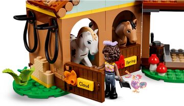 LEGO® Autumn's Horse Stable
