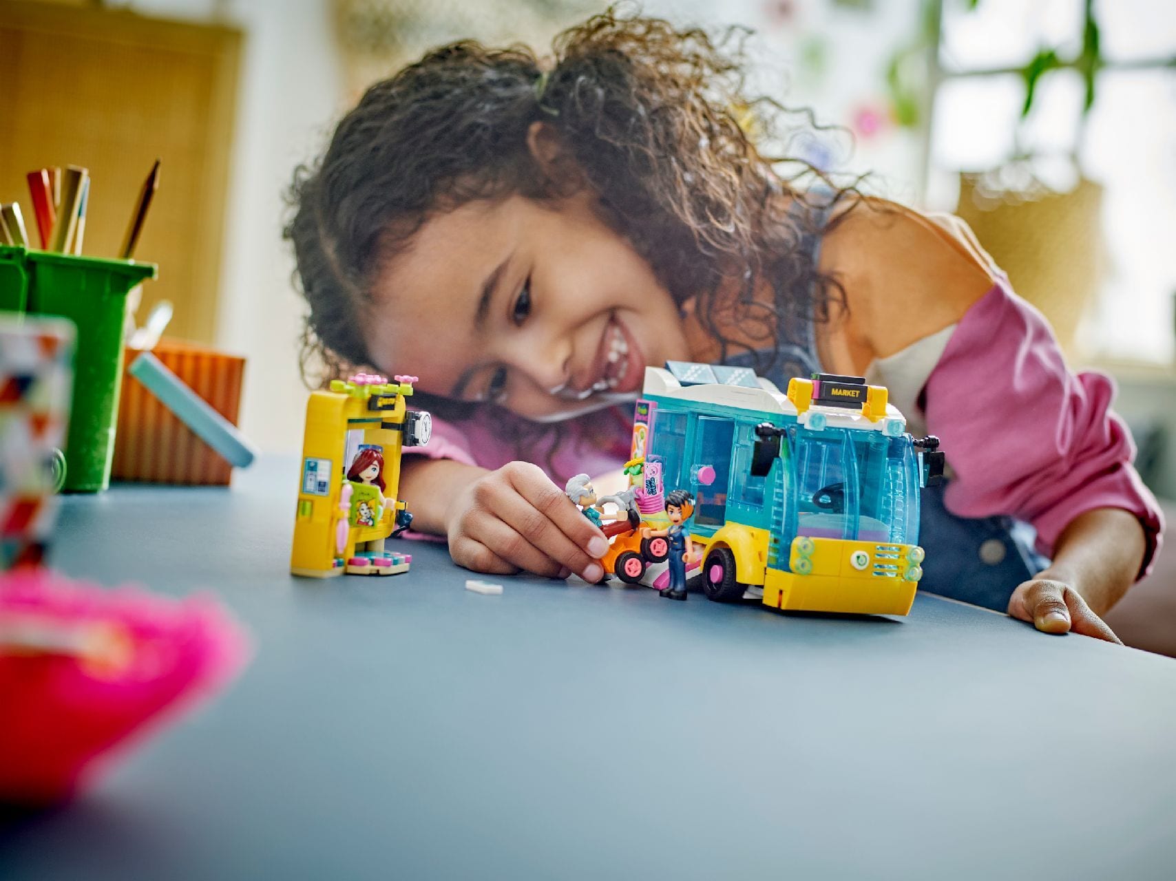 LEGO® Heartlake City Bus