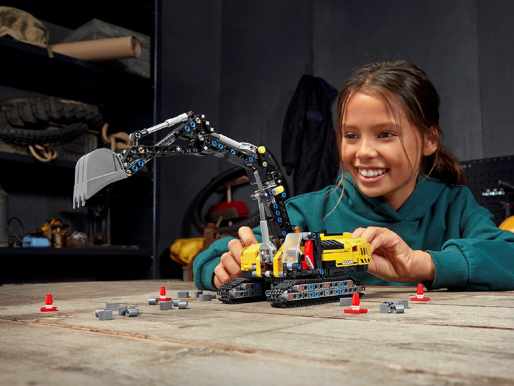 LEGO® Heavy-Duty Excavator