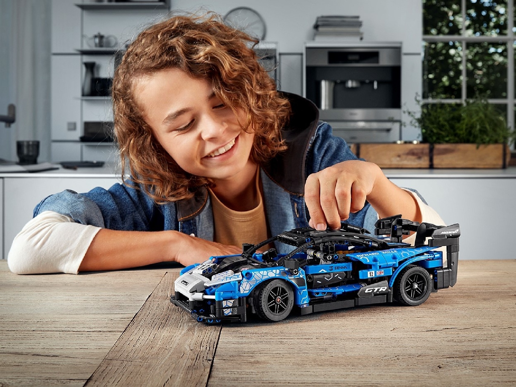 LEGO® McLaren Senna GTR™