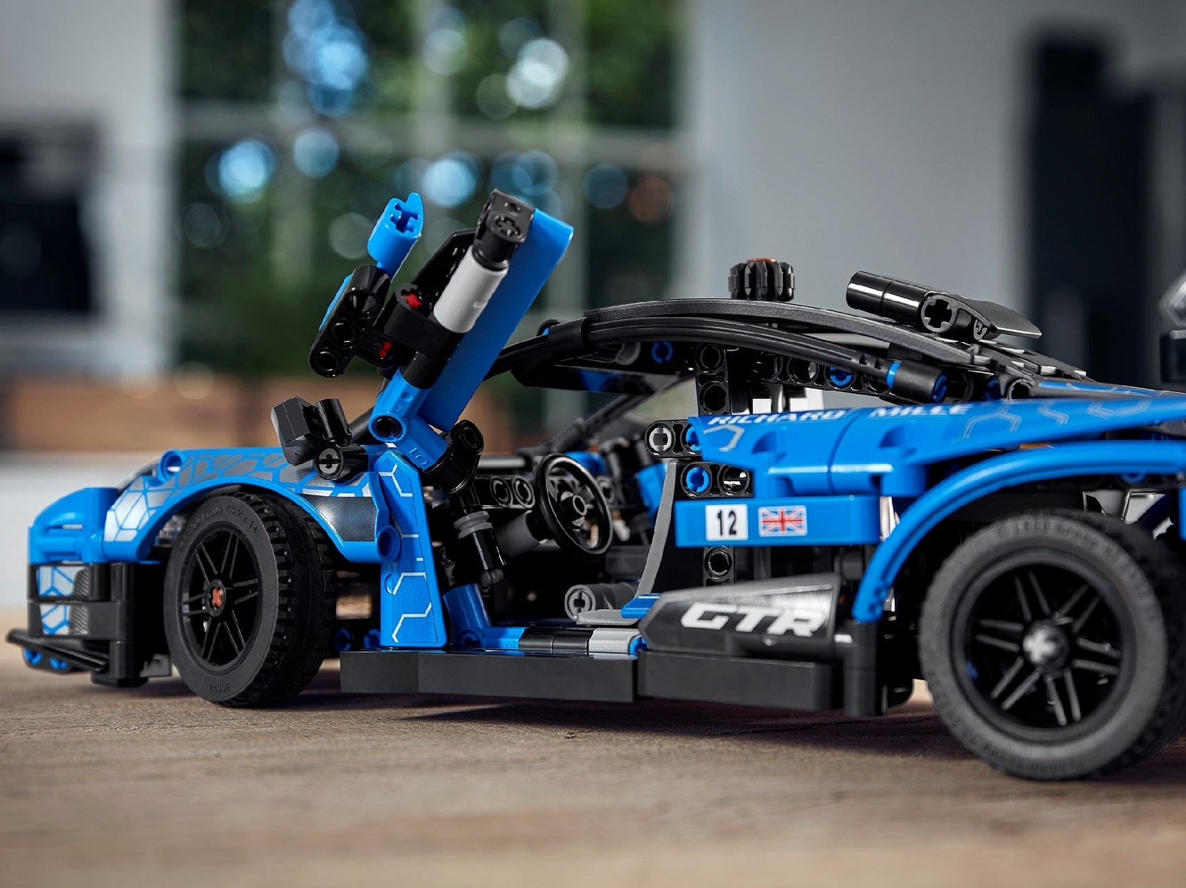 LEGO® McLaren Senna GTR™