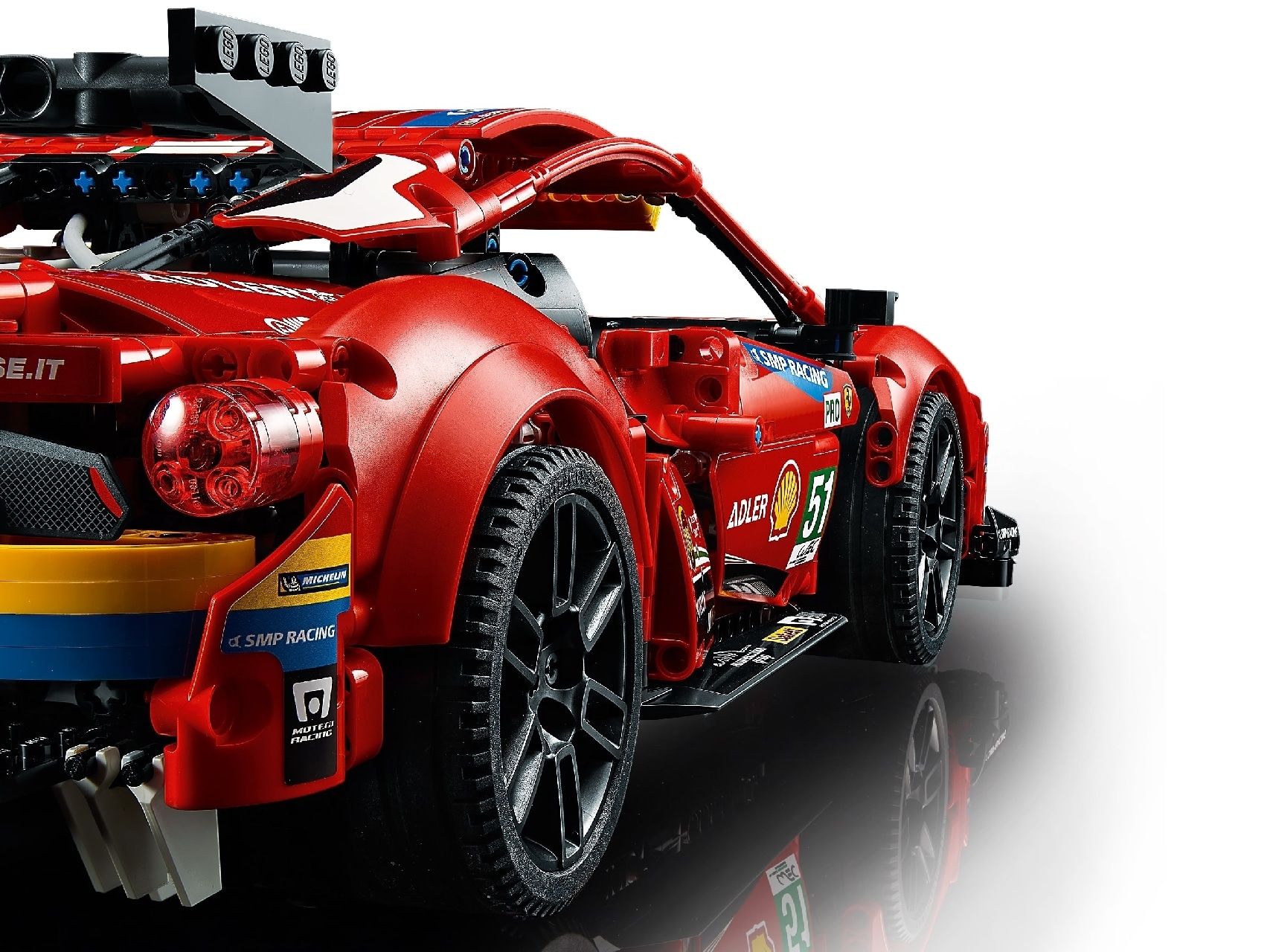 LEGO® Ferrari 488 GTE “AF Corse #51”