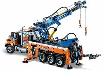 LEGO® Heavy-duty Tow Truck
