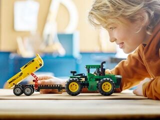 LEGO® John Deere 9620R 4WD Tractor