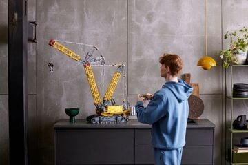 LEGO® Liebherr Crawler Crane LR 13000
