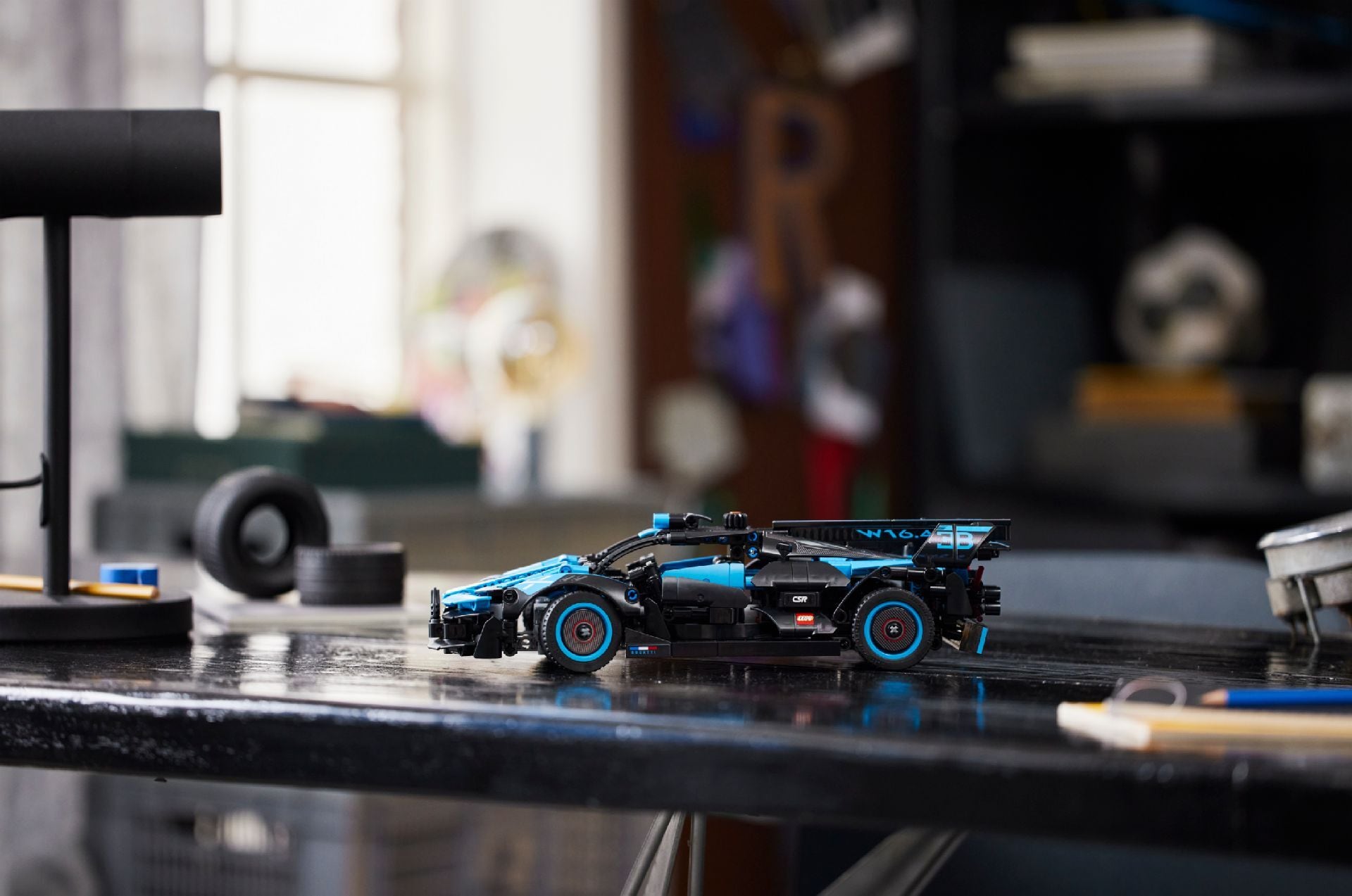 LEGO® Bugatti Bolide Agile Blue