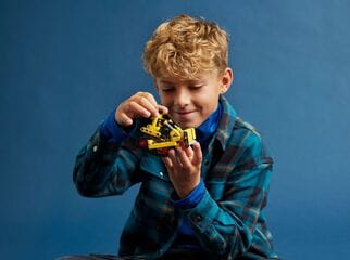 LEGO® Heavy-Duty Bulldozer