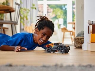 LEGO® NEOM McLaren Extreme E Race Car