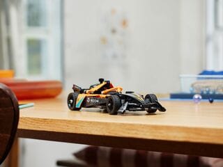 LEGO® NEOM McLaren Formula E Race Car