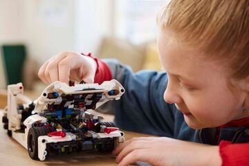 ليغو® السيارة الخارقة البيضاء Koenigsegg Jesko Absolut