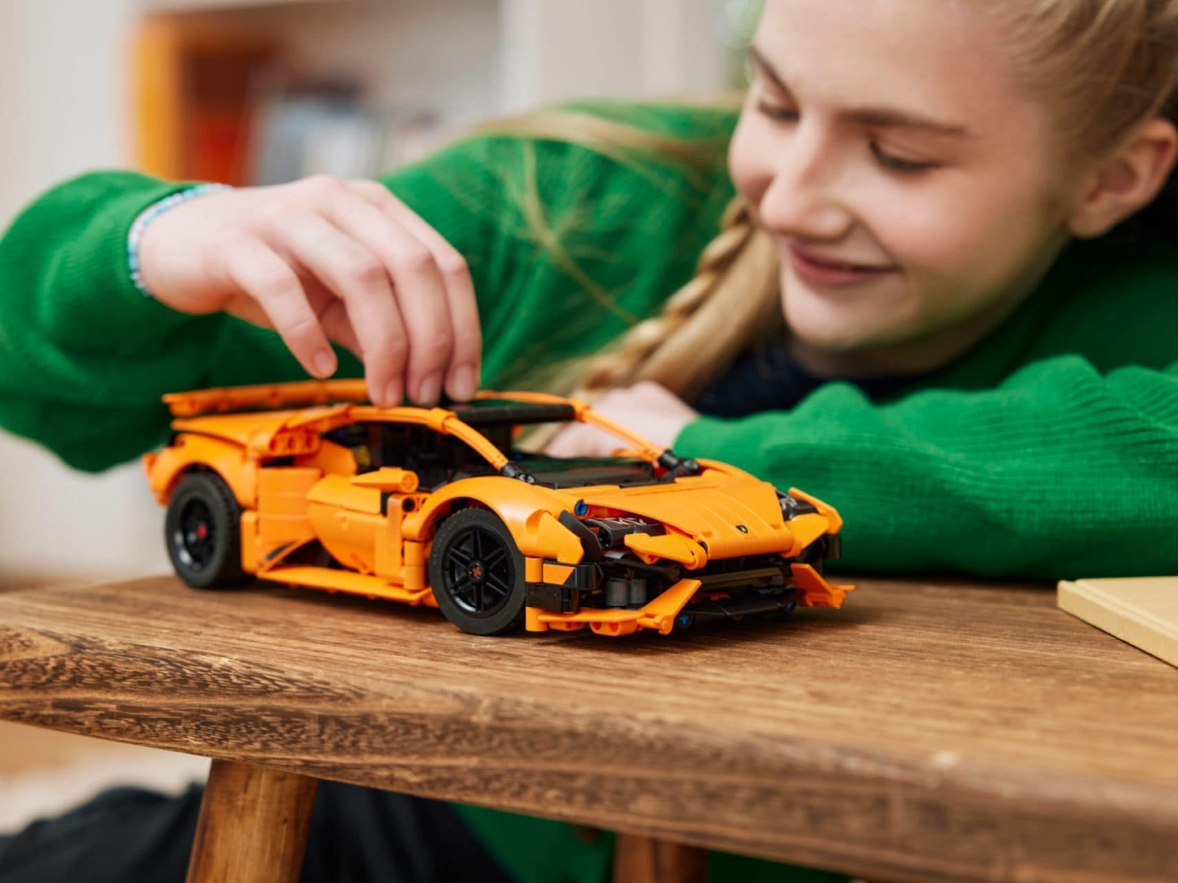 LEGO® Lamborghini Huracán Tecnica Orange