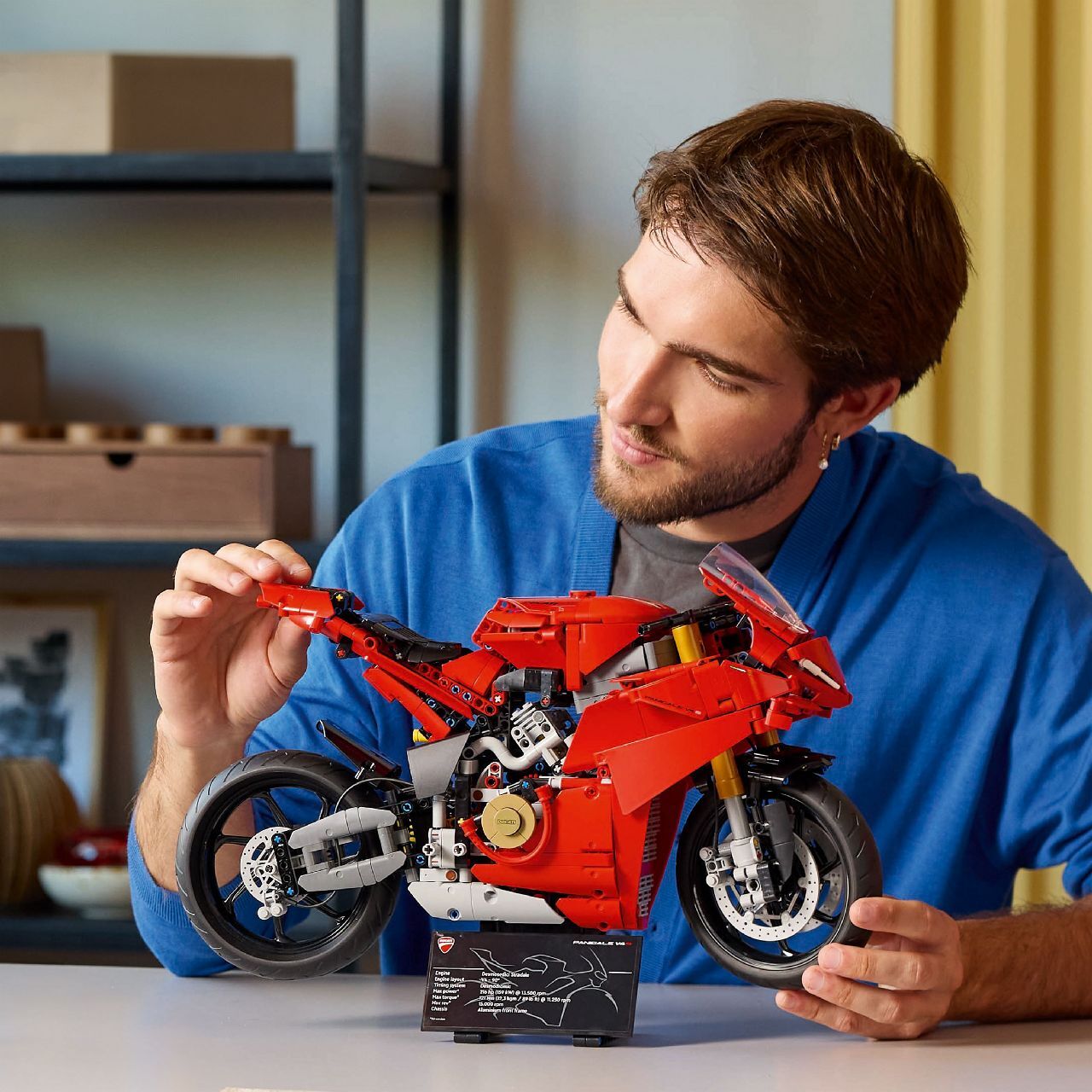 LEGO® Ducati Panigale V4 S Motorcycle