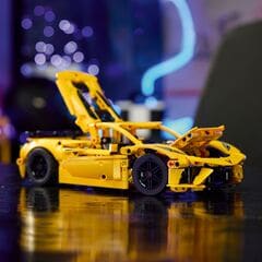 LEGO® Chevrolet Corvette Stingray