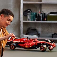LEGO® Ferrari SF-24 F1 Car
