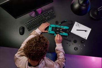 LEGO® Aston Martin Valkyrie