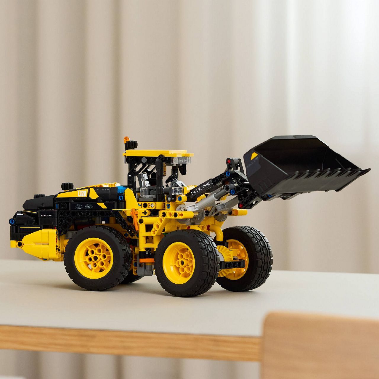 LEGO® Volvo L120 Electric Wheel Loader