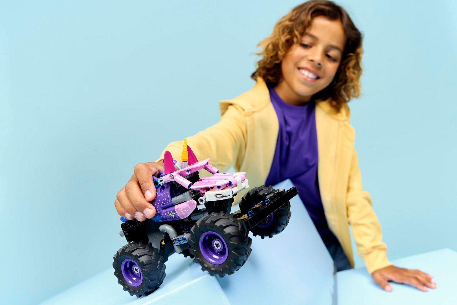 LEGO® Monster Jam™ Sparkle Smash™ Pull-Back