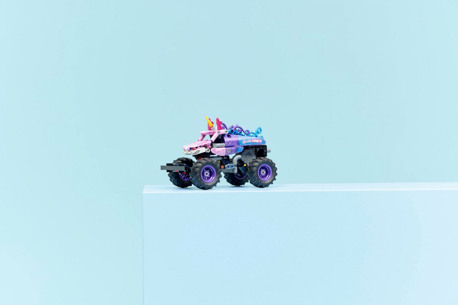 LEGO® Monster Jam™ Sparkle Smash™ Pull-Back