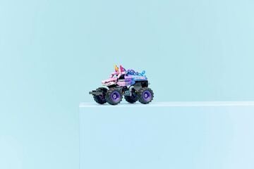 LEGO® Monster Jam™ Sparkle Smash™ Pull-Back