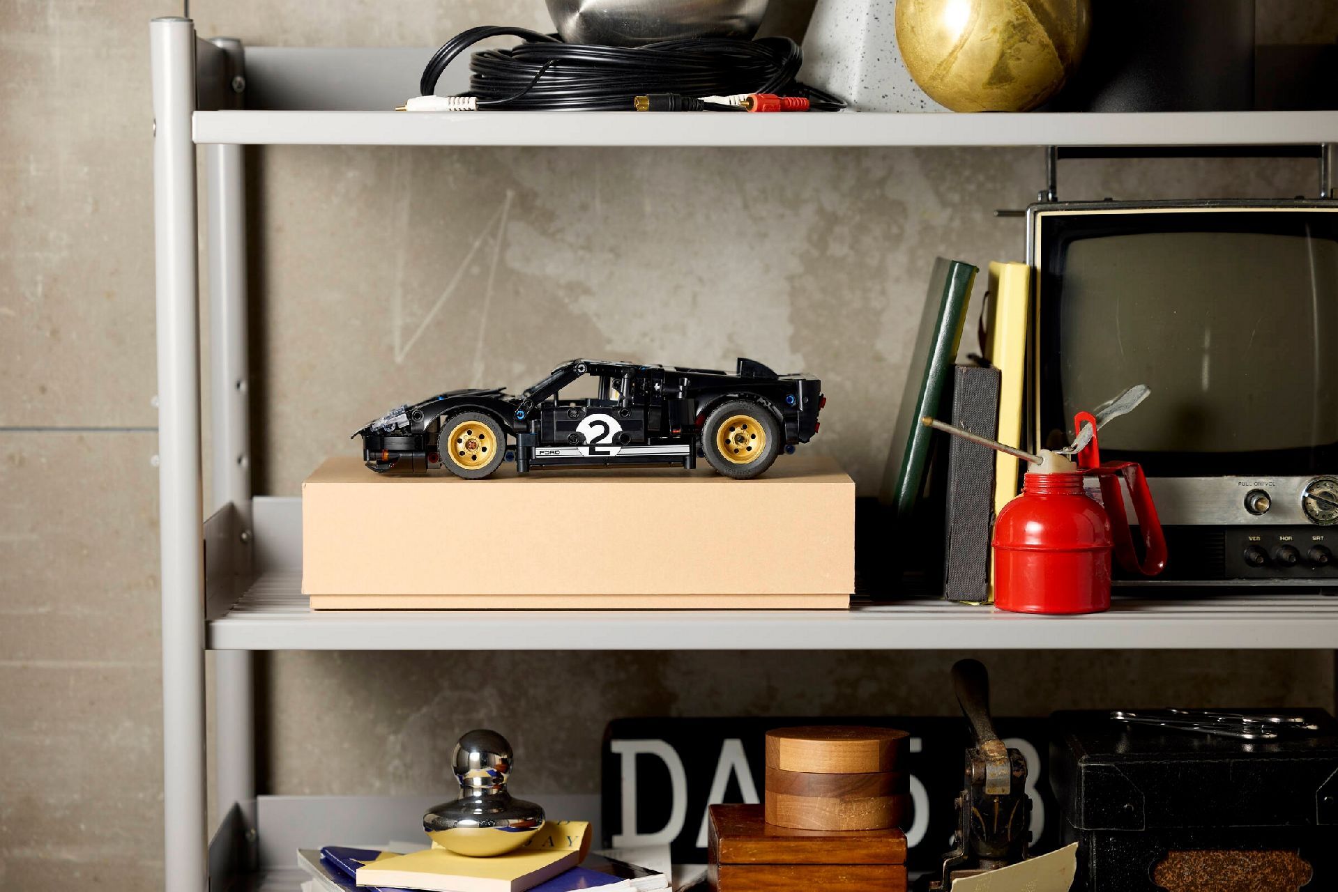 LEGO® 1966 Ford GT40 MKII Race Car