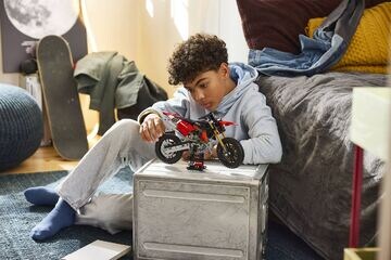 LEGO® Ducati Desmo450 MX Factory Motorcycle