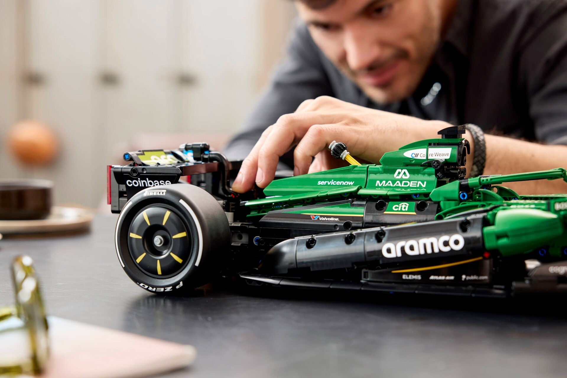 LEGO® Aston Martin Aramco AMR25 F1® Car