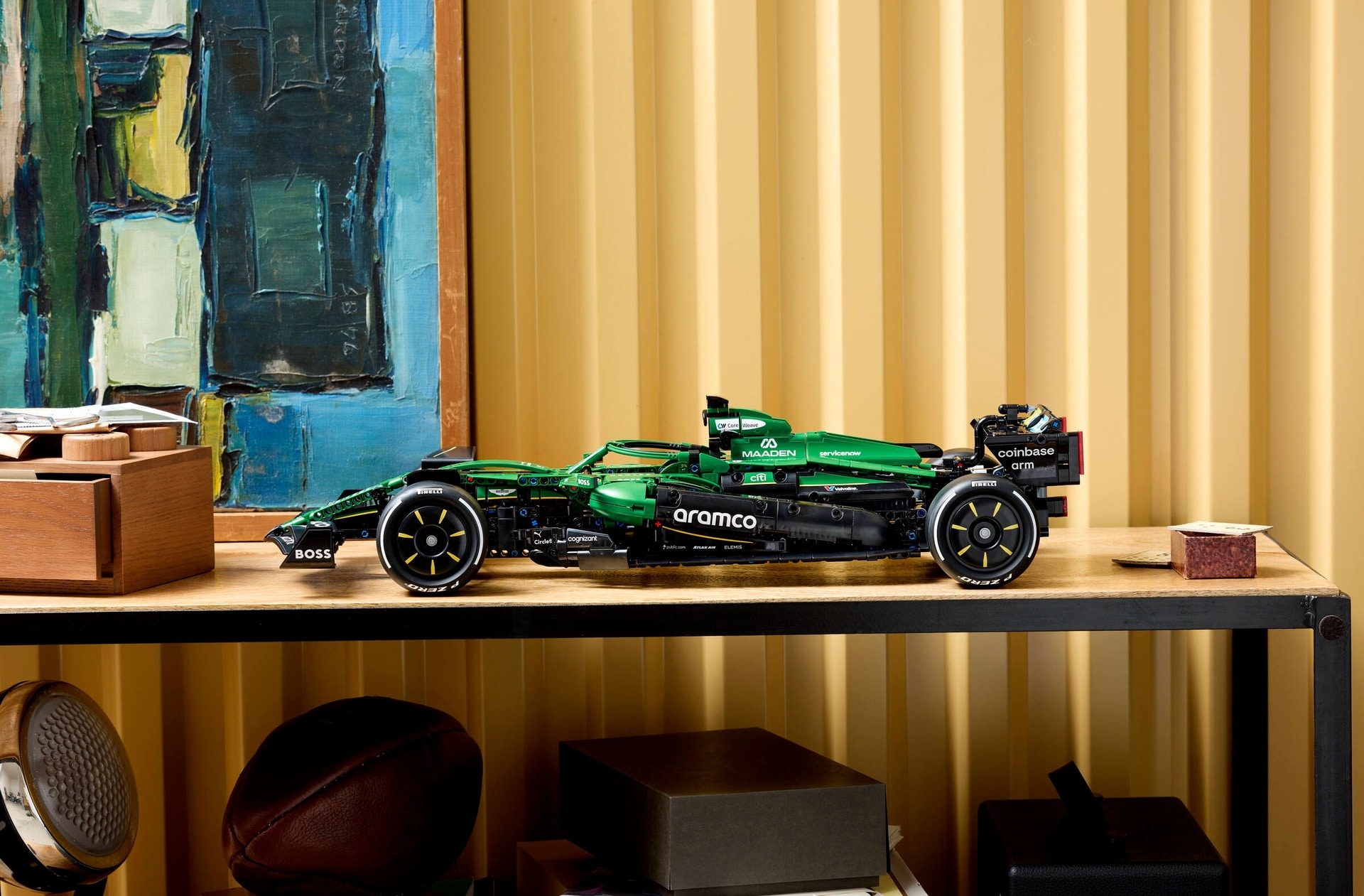 LEGO® Aston Martin Aramco AMR25 F1® Car