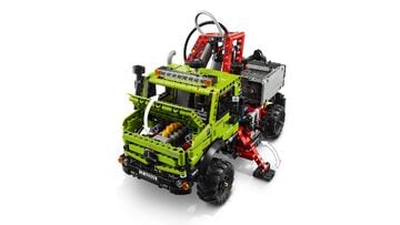 LEGO® Mercedes-Benz Unimog U 5023 with Crane