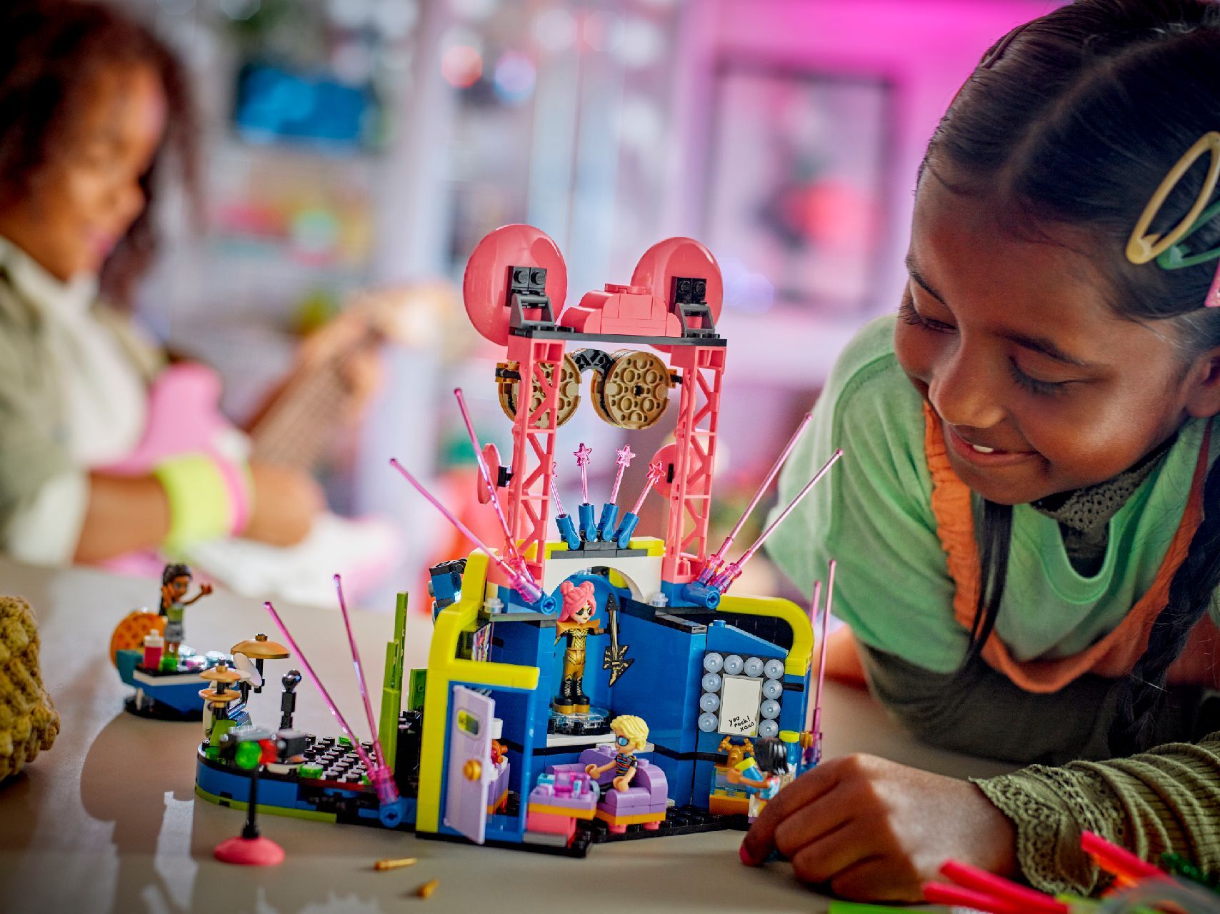 LEGO® Heartlake City Music Talent Show