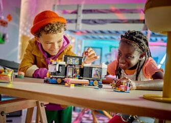 LEGO® Pop Star Music Tour Bus