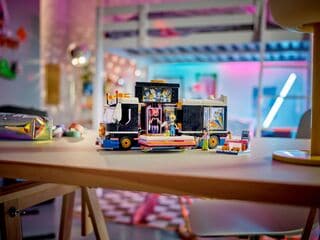 LEGO® Pop Star Music Tour Bus