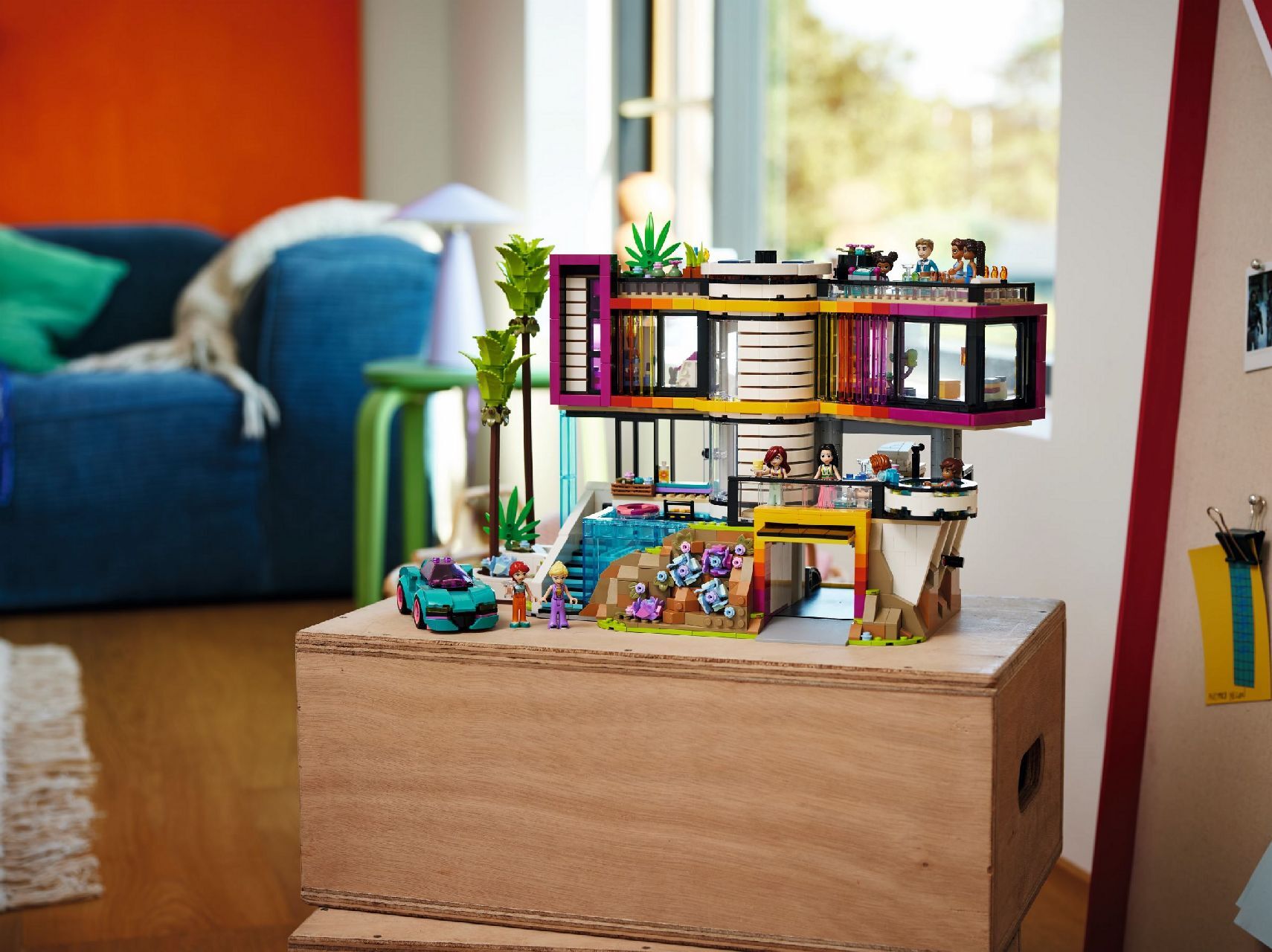 LEGO® Andrea's Modern Mansion