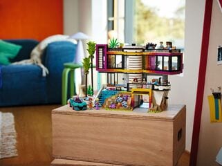 LEGO® Andrea's Modern Mansion