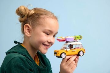 LEGO® Friendship Road-Trip Travel Car