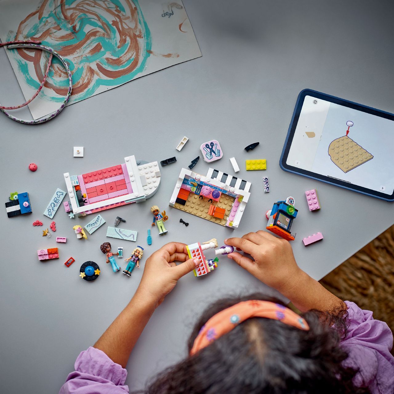 LEGO® Hair Salon and Accessories Store