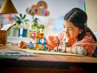 LEGO® Cat Birthday Party & Tree House