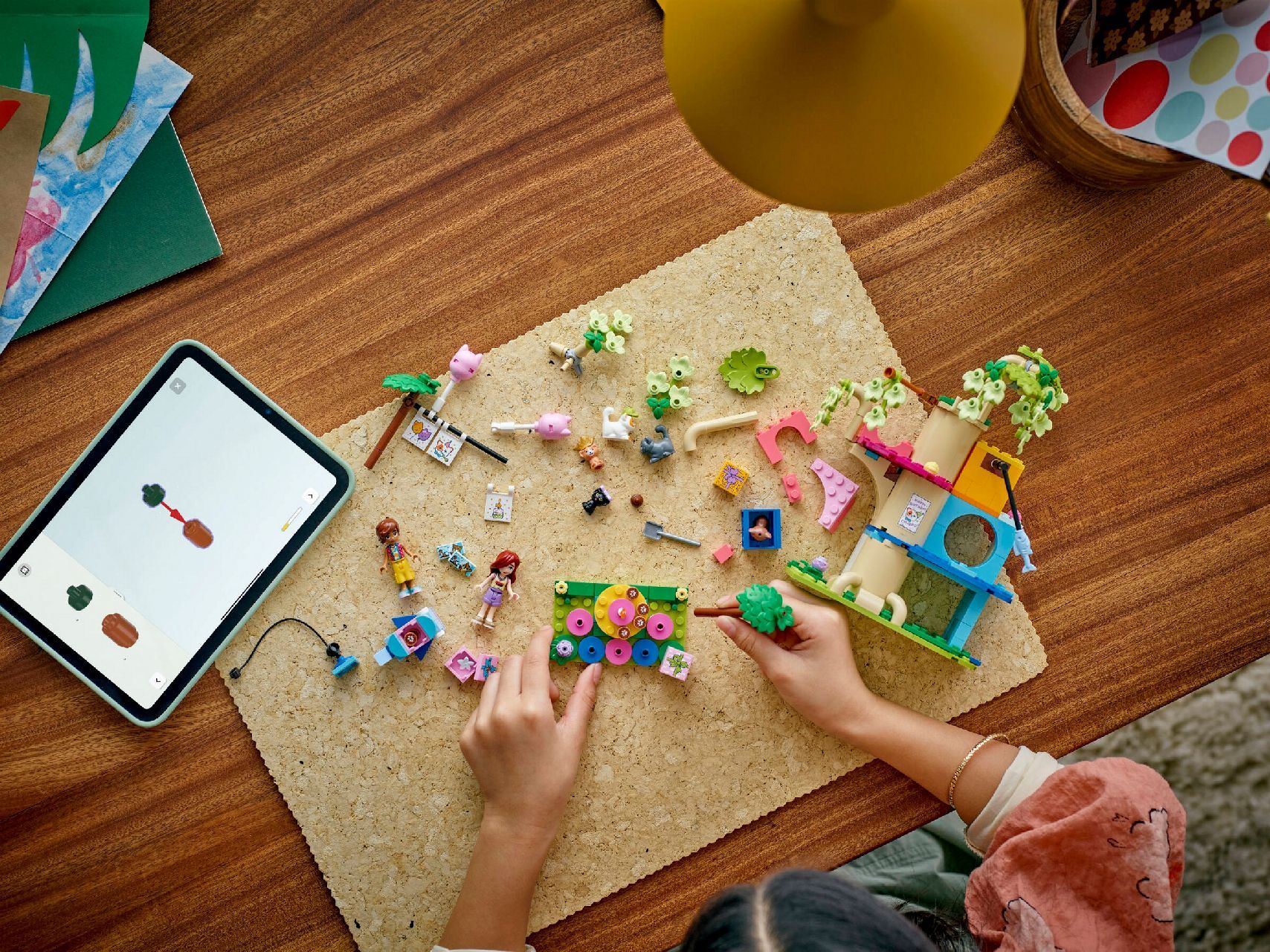 LEGO® Cat Birthday Party & Tree House