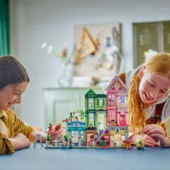 LEGO® Heartlake City Apartments and Stores