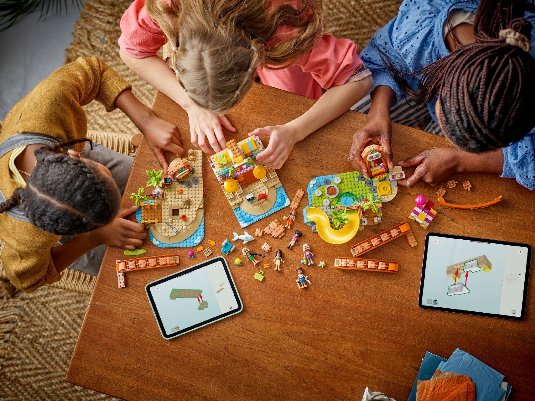 LEGO® Family Vacation Beach Resort